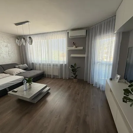 Riva Διαμέρισμα